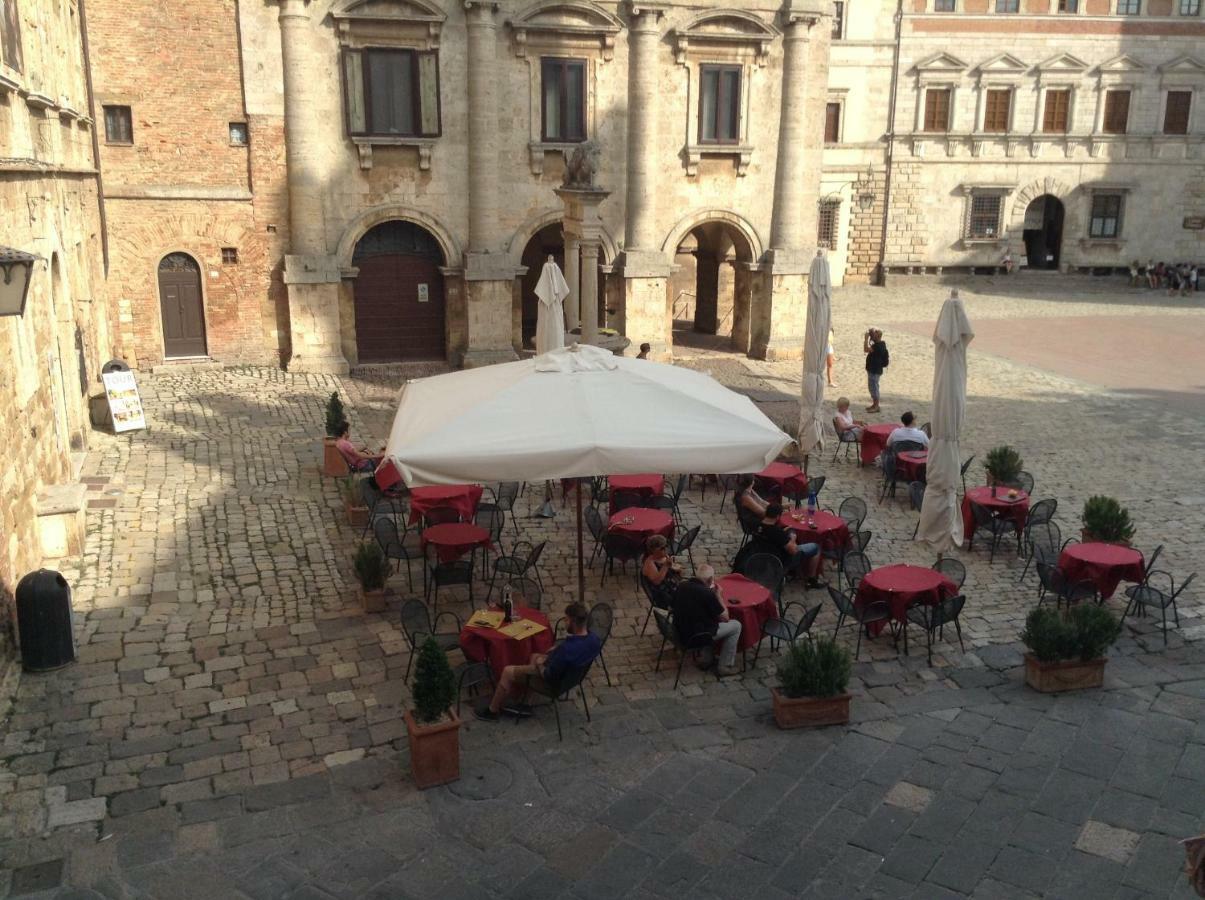 Luxury Apartment Piazza Grande Montepulciano Ngoại thất bức ảnh